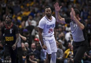 时刻完成了 时刻完成了