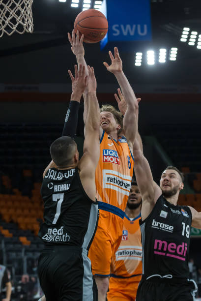 弗罗因德在 弗罗因德在